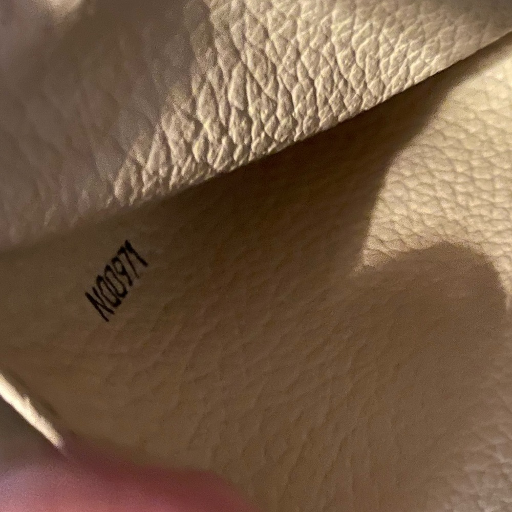 ❌SOLD❌Authentic Louis Vuitton Trousse 28 - Picture 13 of 16